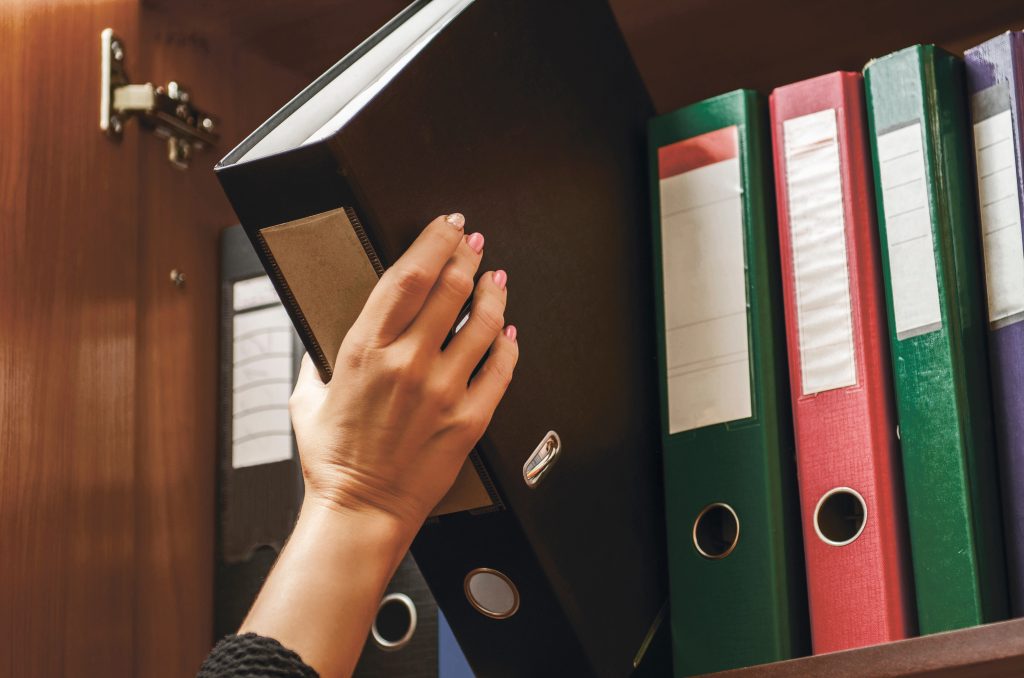 The Importance of a Legacy Binder: The “ICE” Binder - Passive Income M.D.